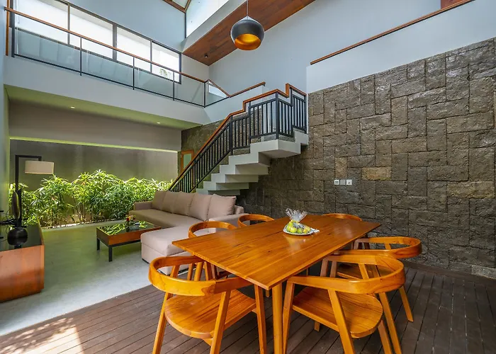 Agranusa Signature By Danapati Hotel